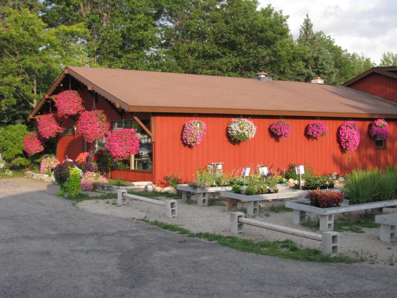 Sharkey's Floral & Greenhouses, Crivitz WI
