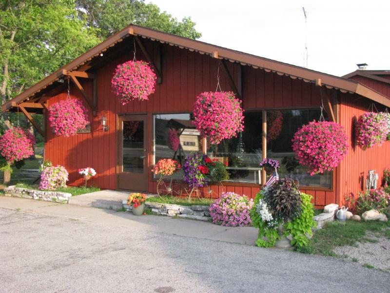Sharkey's Floral & Greenhouses